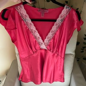 silky betsey johnson v neck top with lace detailing and flutter sleeve